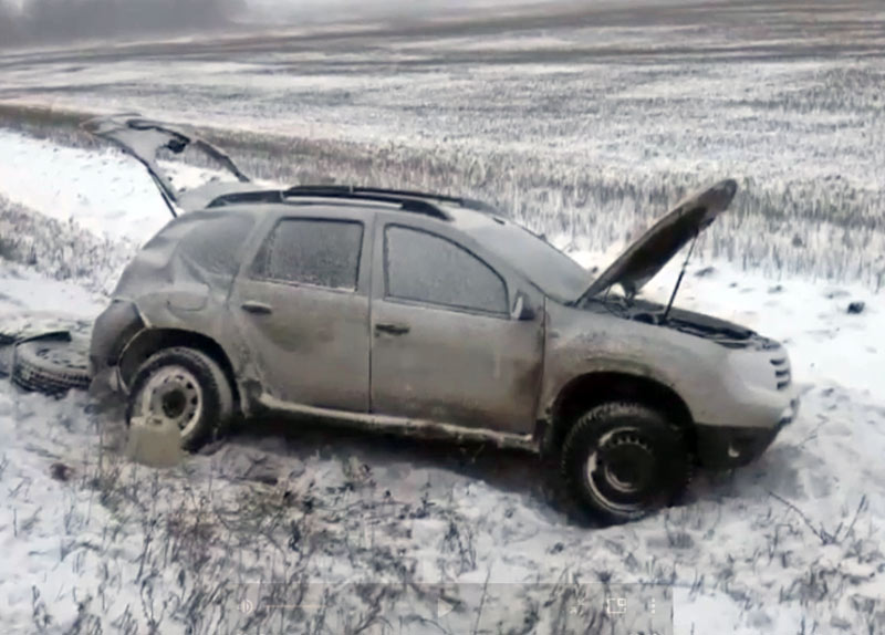 В Башкирии столкнулись встречные "Renault Duster" и "Skoda Yеti"