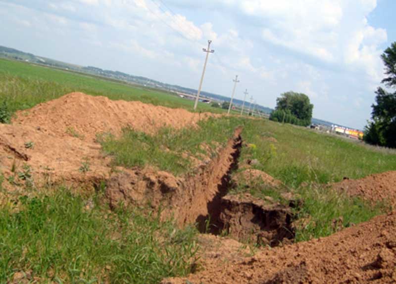 В Башкирии во время демонтажа труб был уничтожен плодородный слой почвы
