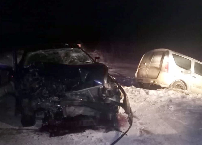 В Башкирии погиб водитель "Лада Ларгус", столкнувшись со встречной иномаркой