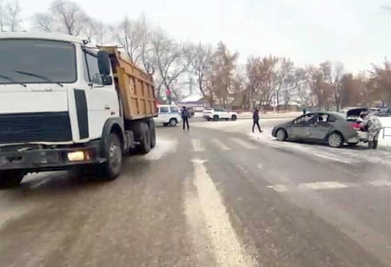 В Башкирии в аварии с грузовиком, погибла пассажирка легковушки