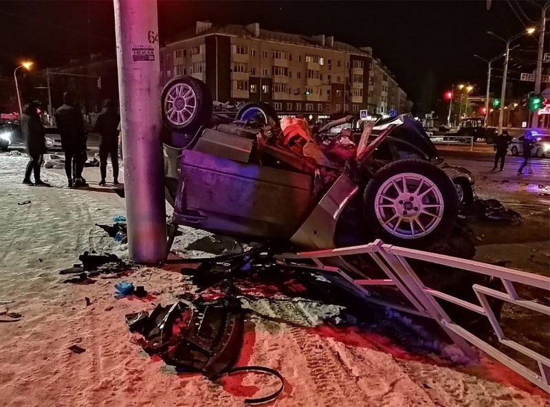 В Уфе произошла страшная авария, унесшая жизни водителя и пассажира