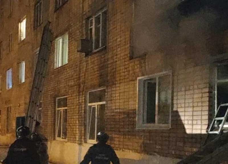 В Мелеузе в результате пожара в пятиэтажке погиб мужчина