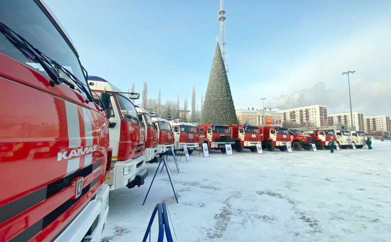 В Башкирии спасатели получили 12 новых пожарных машин