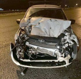 В Башкирии на трассе Стерлитамак-Магнитогорск-Белорецк столкнулись встречные легковушка и грузовик, погиб пассажир