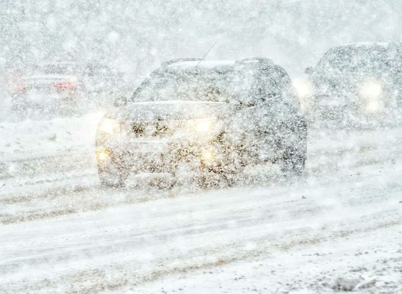 В Башкирии в снежный плен попали 11 автомобилей