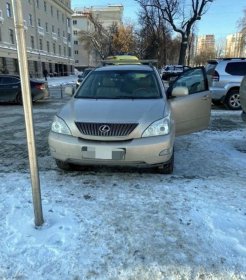 В Архангельском районе Башкирии 63-летний водитель снегохода врезался в припаркованный автомобиль