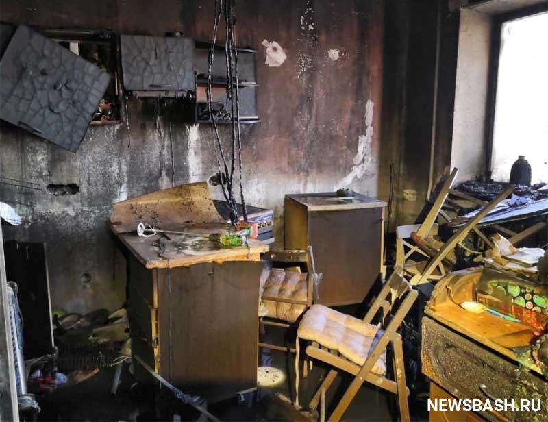 В Башкирии из-за пожара в многоэтажке эвакуировали более 40 человек