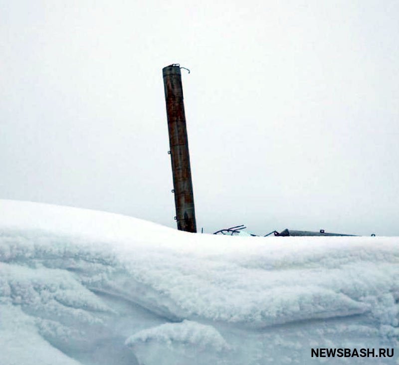 В Башкирии в деревне упала водонапорная башня, жители остались без воды