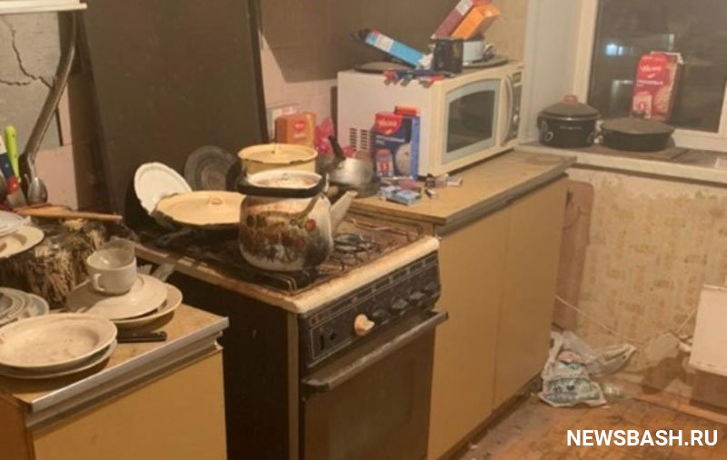 В Башкирии пожарные обнаружили в квартире мертвого мужчину