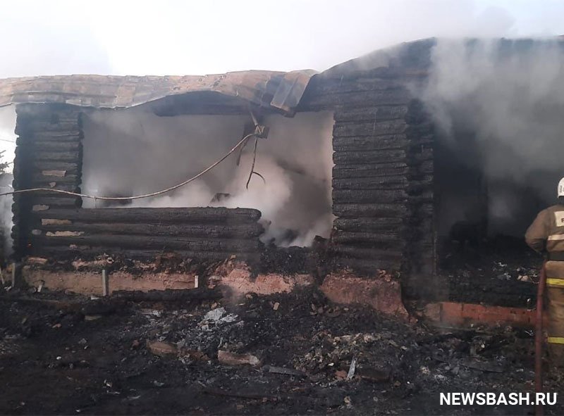 В Башкортостане на месте пожара в доме обнаружили тело мужчины
