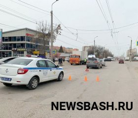 В Башкирии водитель иномарки сбил на переходе женщину с двумя детьми