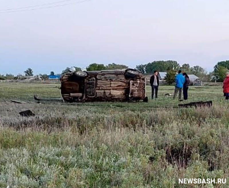 Смертельная авария в Башкирии: погиб водитель ВАЗ-2110, опрокинувшись в кювет