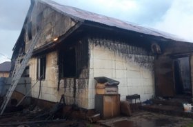 В Благовещенске во время пожара в одноэтажном доме погиб мужчина