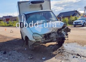 В Башкирии в аварии Камаза и ВАЗ-2107 пострадала пожилая пассажирка