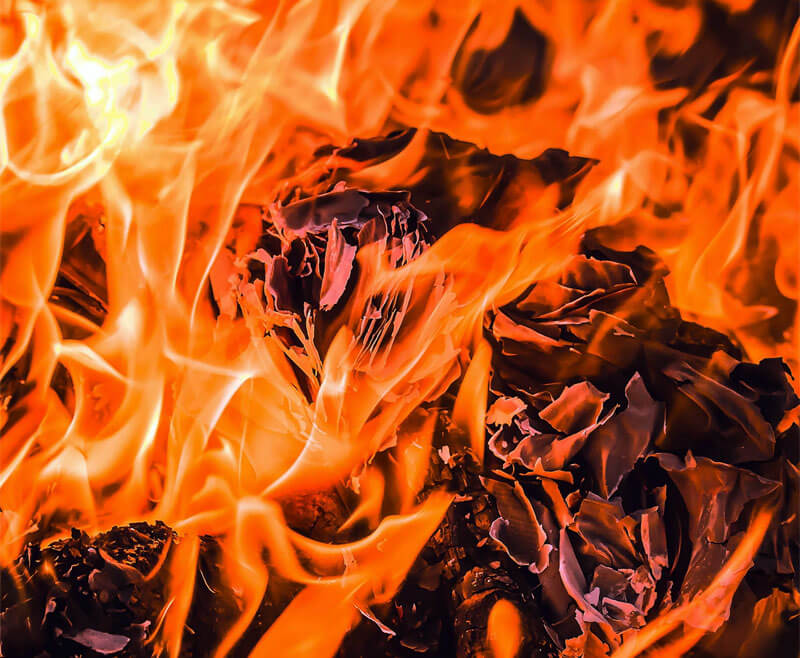 Житель Башкирии поджег вениками квартиру бывшей жены