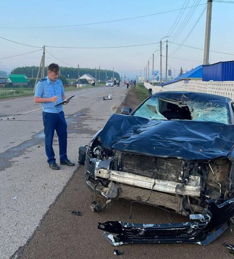 Глава Башкирии пообещал жестоко наказать водителя насмерть сбившего четырех выпускниц