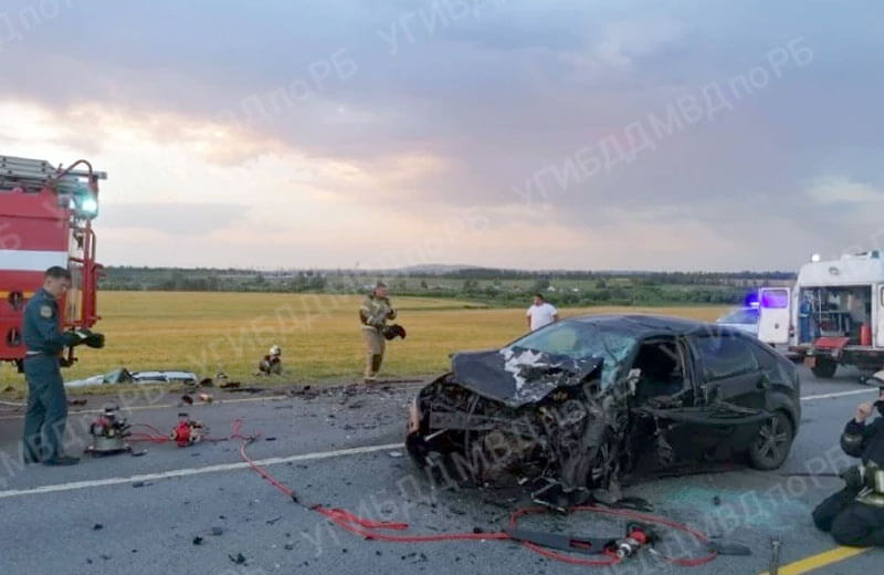 В Башкирии столкнулись Форд Фокус  и встречная «Лада Ларгус»: 4 человека погибли