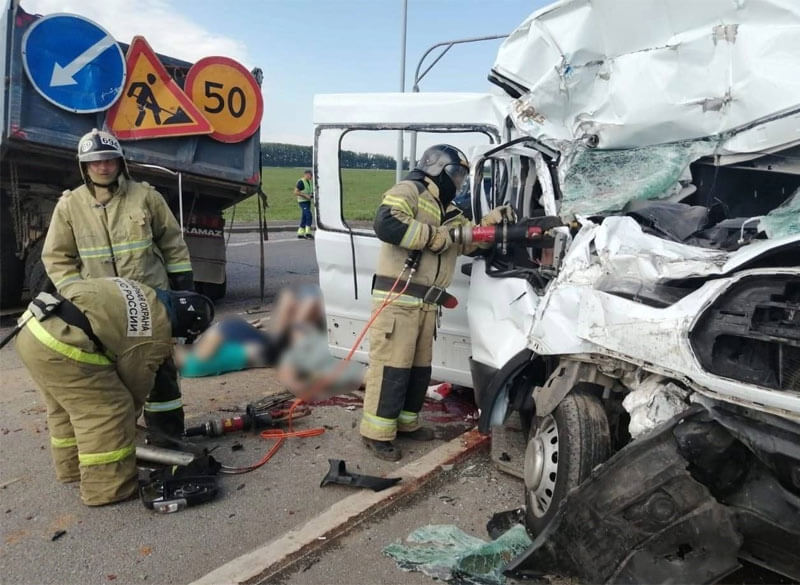 Появились подробности смертельной аварии грузовика и автобуса в Башкирии