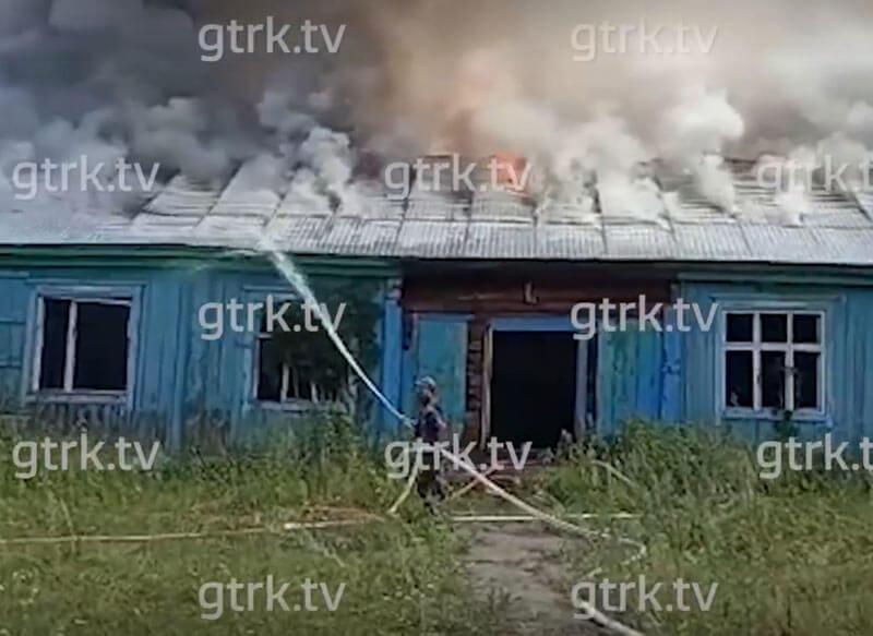 В Башкирии загорелось здание школы