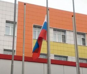 В Башкирии приняли закон о подъеме государственных флагов в школах