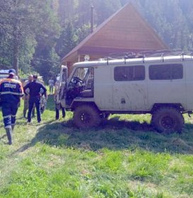 В Башкирии по дороге к реке пропали двое мужчин с маленькими детьми