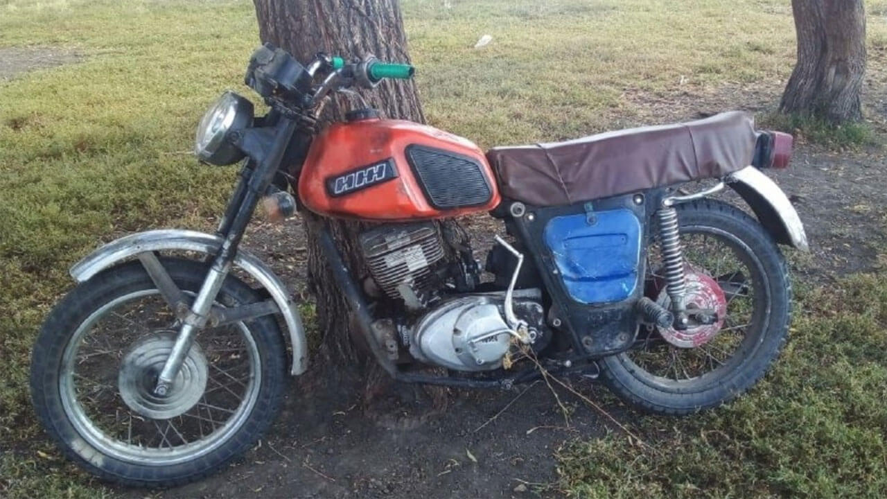 В Башкирии пьяный мотоциклист потерял управление и попал в аварию