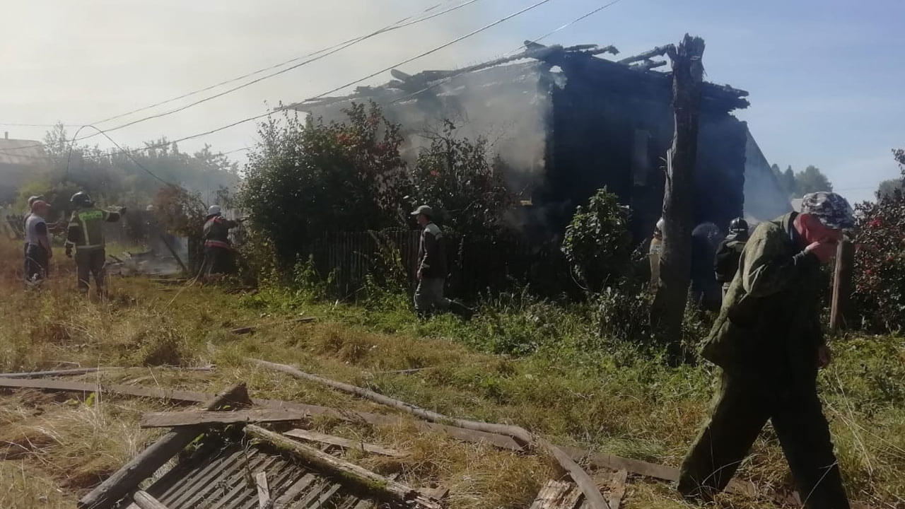 В Башкортостане при пожаре в жилом доме погиб мужчина