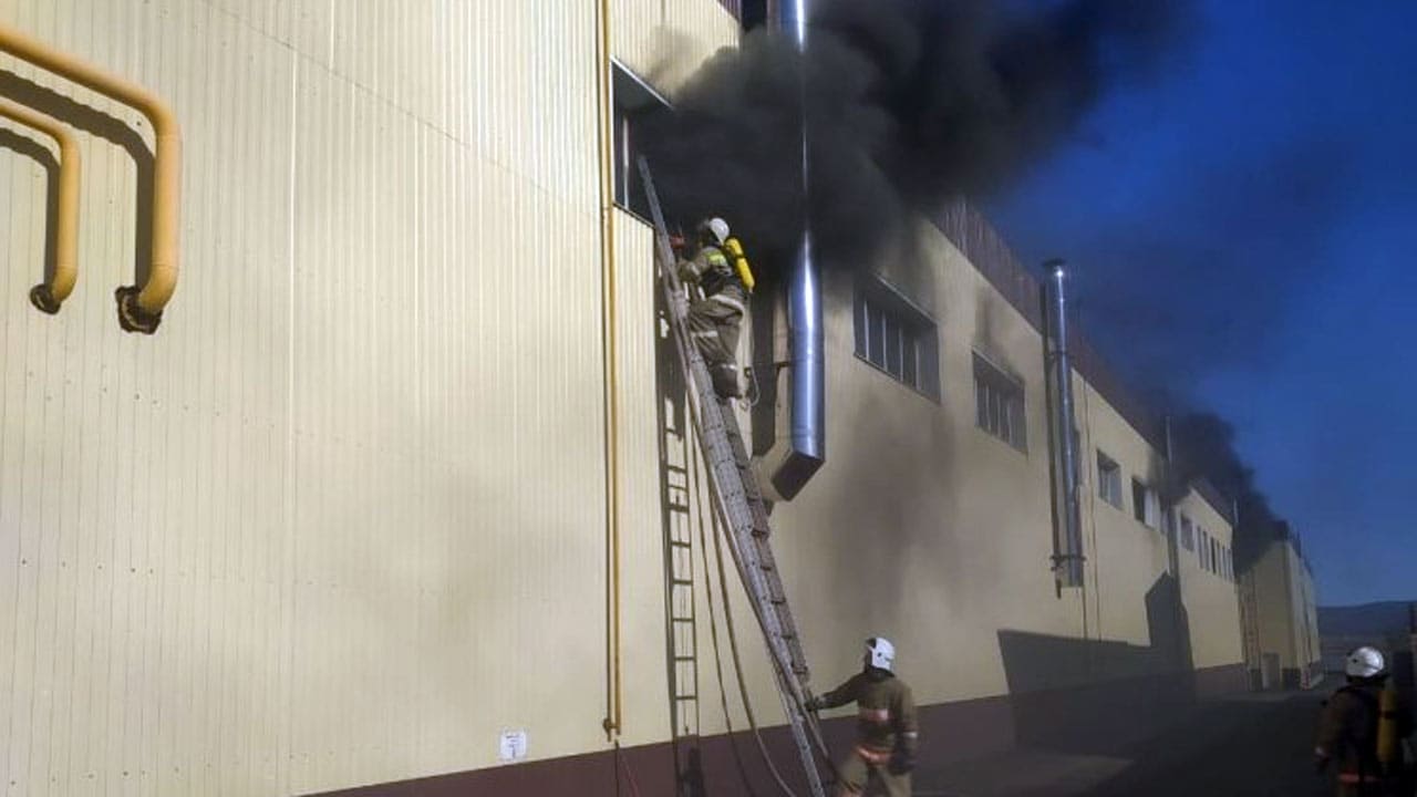 В Белорецке на предприятии НПФ «Рессора» произошел пожар