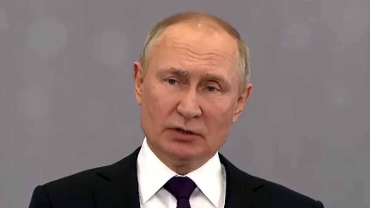 Путин подписал указ о введении военного положения в новых регионах