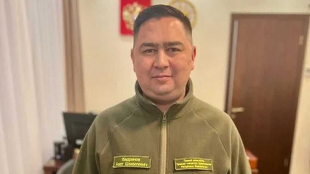 Вице-премьер Башкортостана Азат Бадранов отправится в зону СВО в звании лейтенанта