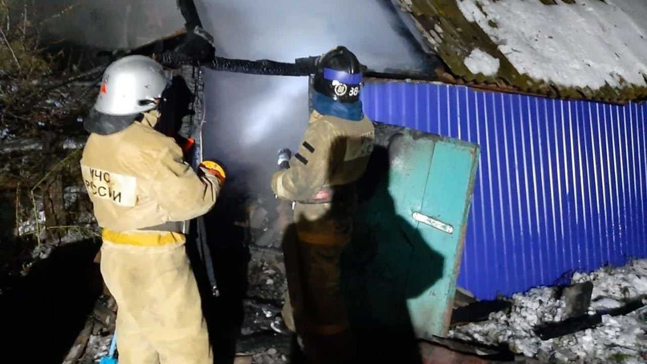 В Миякинском районе Башкирии в сгоревшей бане нашли тело 21-летней девушки