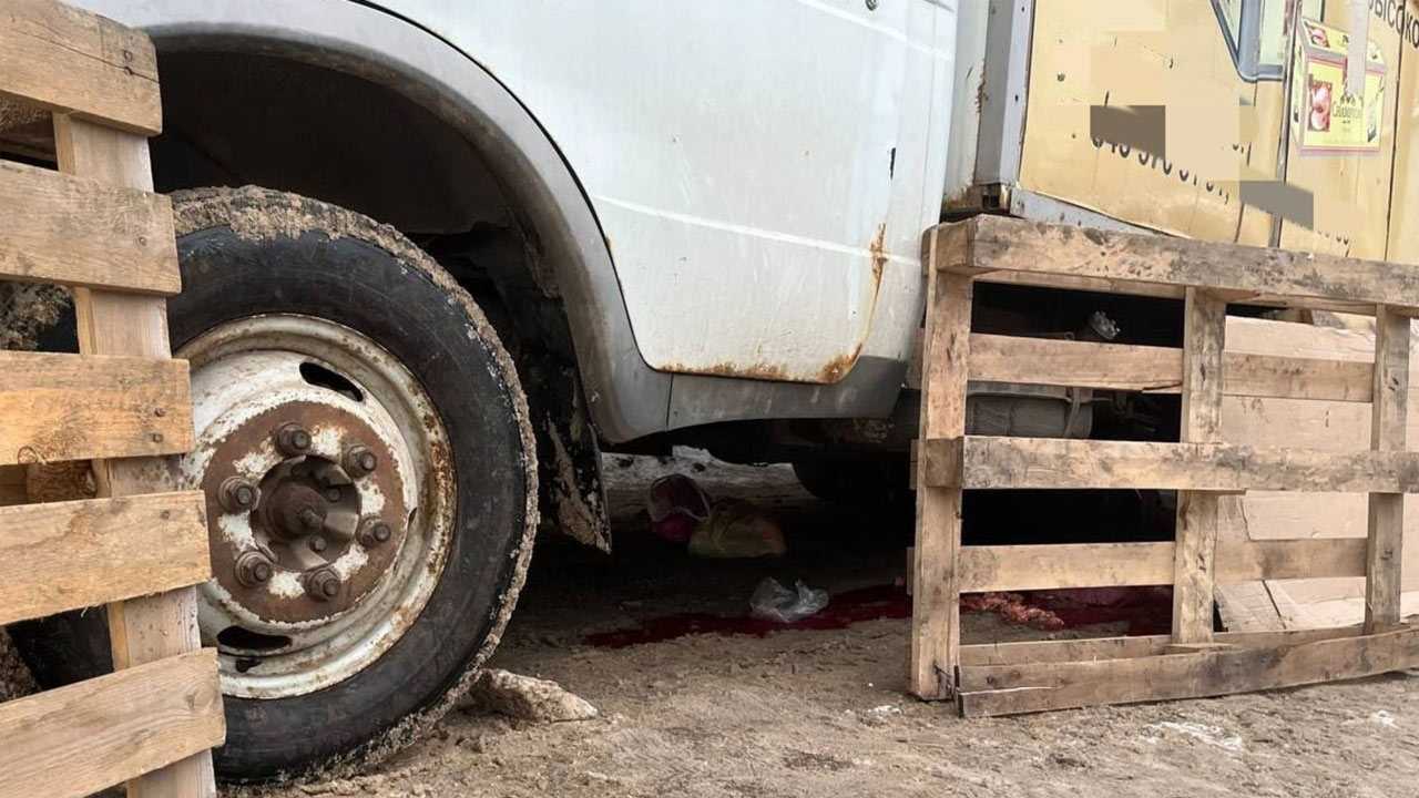 На рынке в Уфе пенсионерка погибла под колёсами грузовой «ГАЗели»