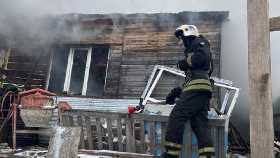 Пожар в Уфе оставил без дома семью