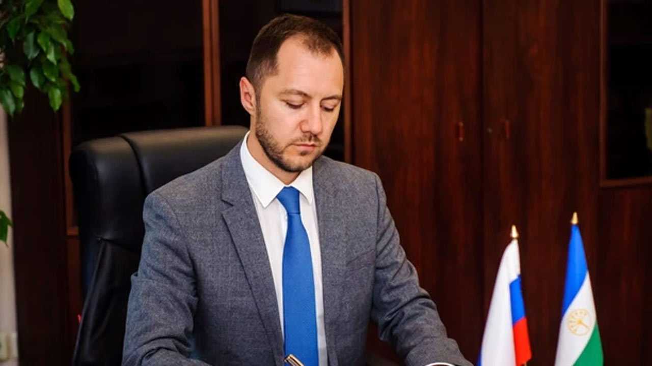 Глава Башкирии снова отчитал министра здравоохранения Башкирии
