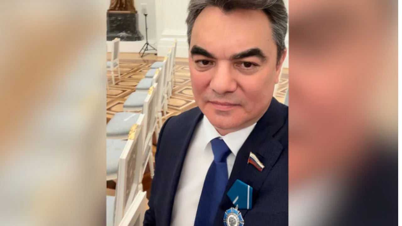 Путин наградил бывшего мэра Уфы Ирека Ялалова орденом Почета