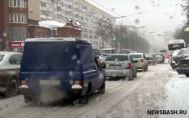 В Башкирии 24 декабря 2022 года прогнозируются снег, сильный ветер и гололедица