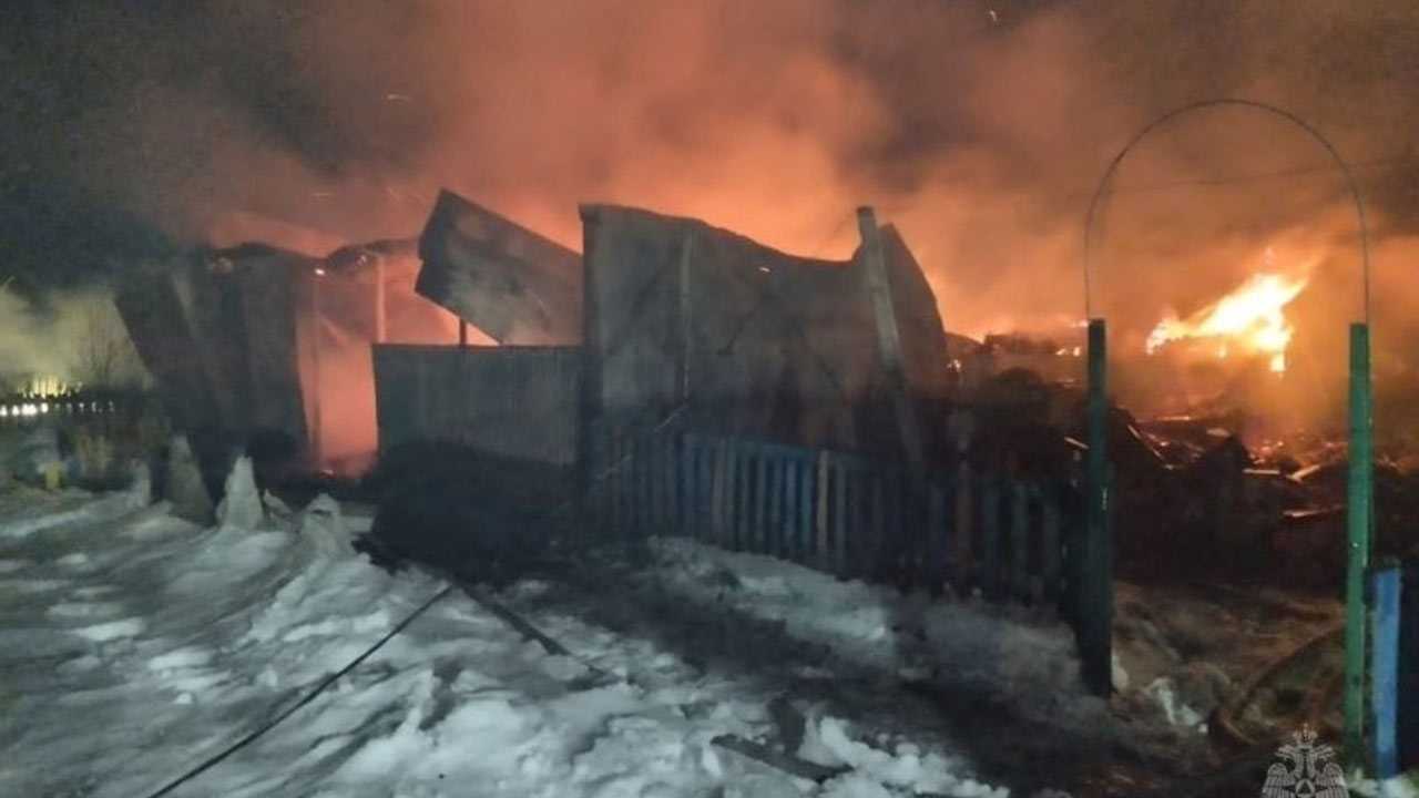 В Кушнаренковском районе Башкирии при пожаре в доме один человек погиб и трое пострадали