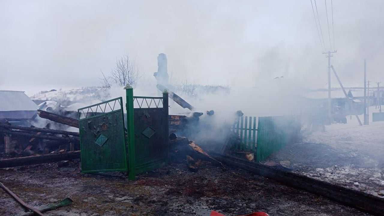 В Белокатайском районе Башкирии в пожаре погибла пожилая женщина