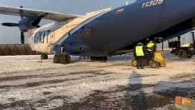 Самолету Иркутск-Уфа пришлось экстренно совершить посадку из-за отказавшего двигателя