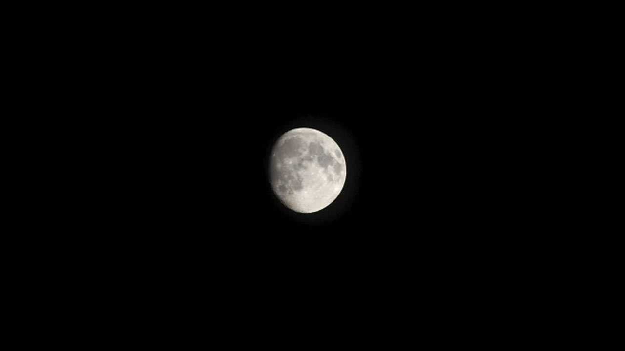 В ночь на 4 января жители Башкирии смогут увидеть соединение Марса с Луной