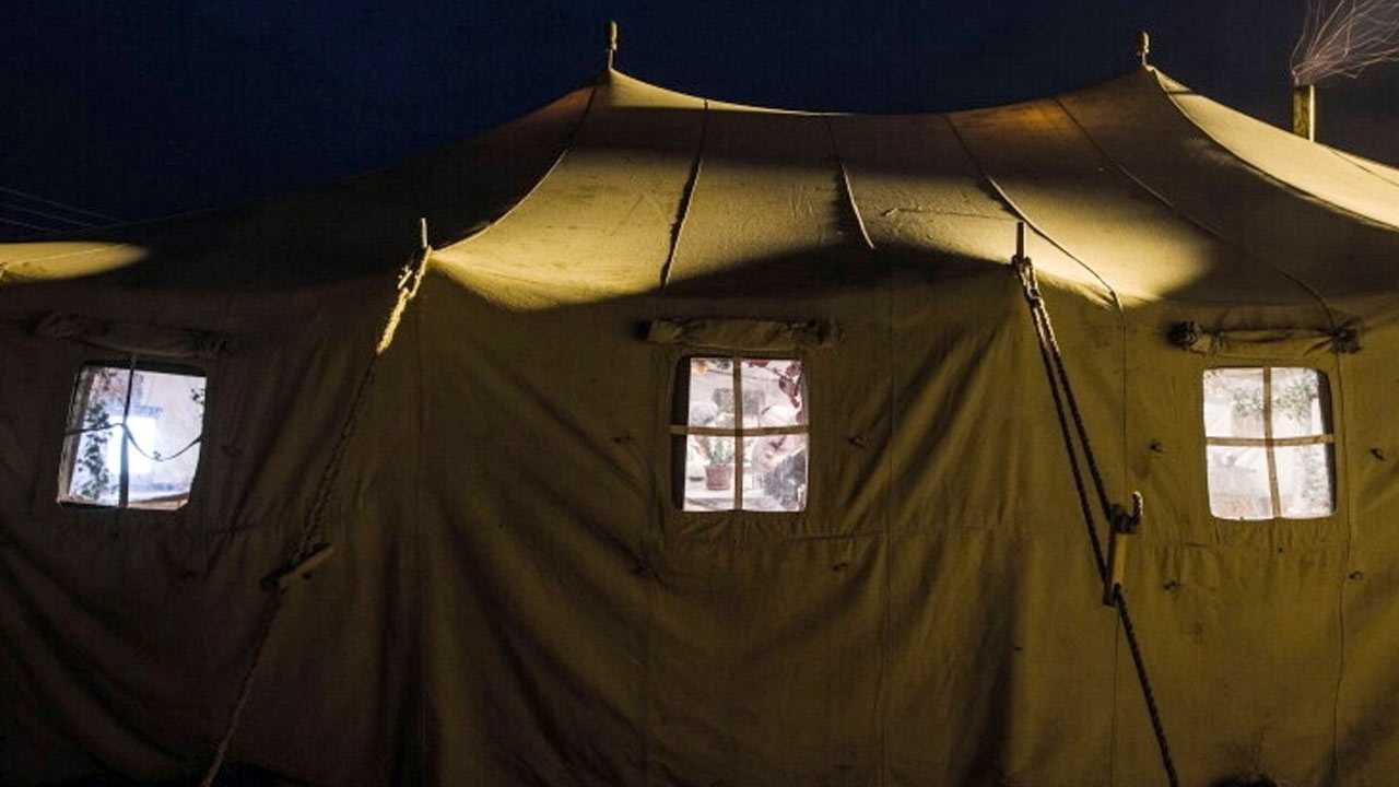 В Уфе развернули палаточный лагерь для бездомных
