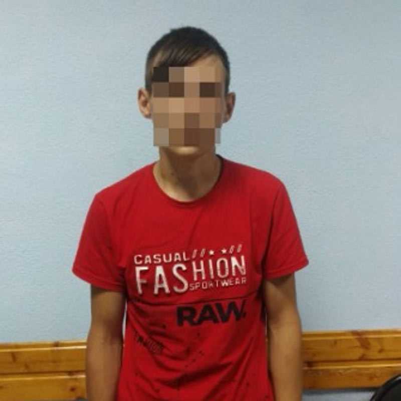 В Иглинском районе Башкирии 18-летний парень ограбил семиклассника