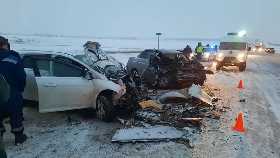 На трассе в Дюртюлинском районе Башкирии при ДТП с Ford Focus и ВАЗ-2110 погибли 2 человека