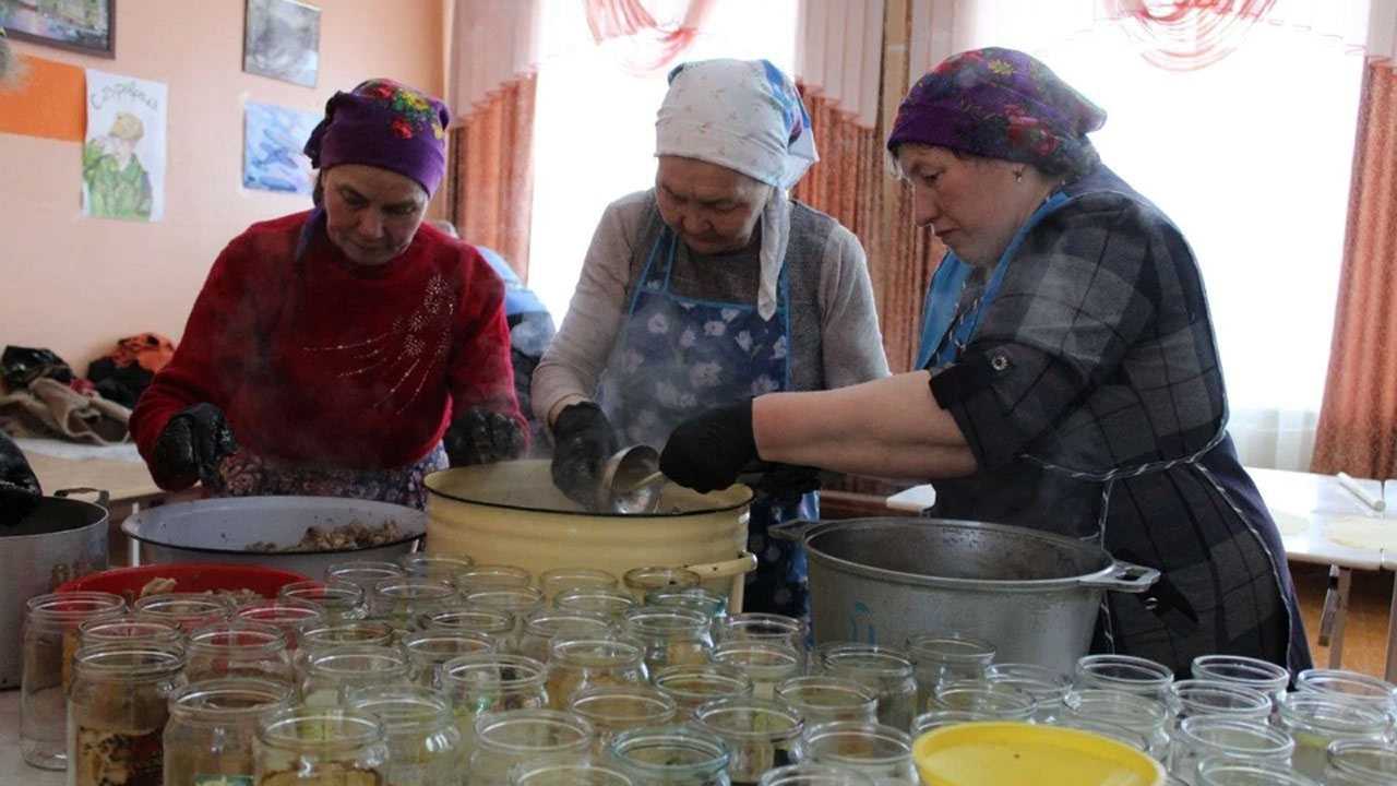 Глава Башкирии Хабиров поблагодарил помогающих бойцам СВО жителей