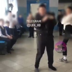 В Башкирии  на видео попала драка семиклассников