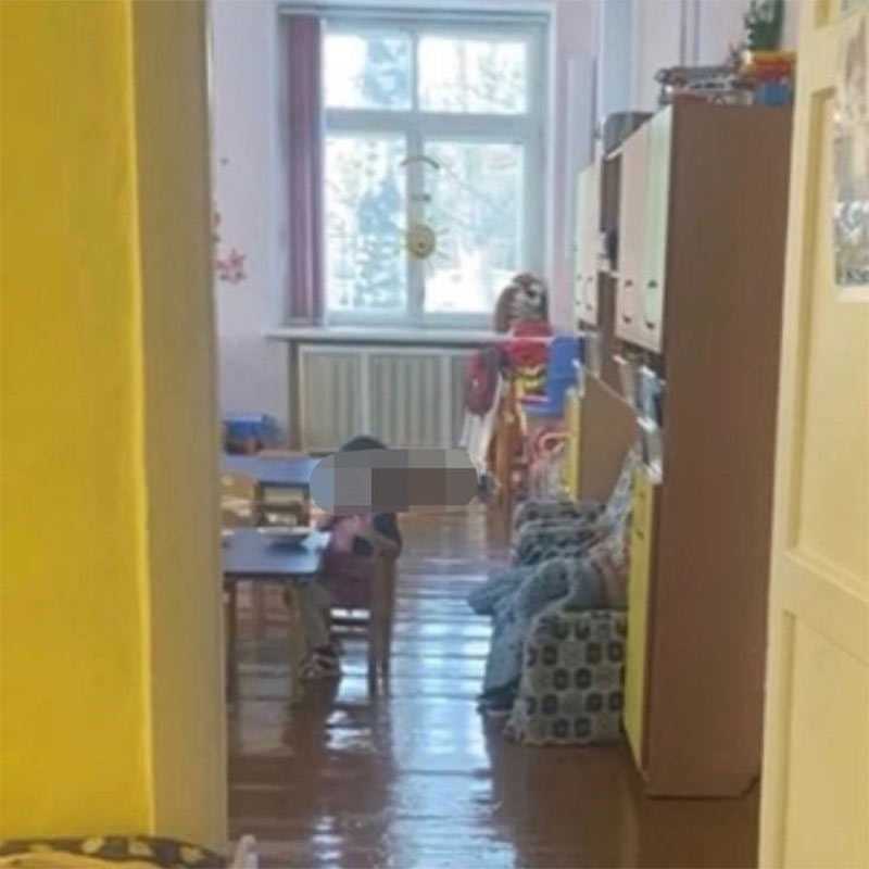 Воспитательница уфимского детсада запирала плачущих детей в туалете (АУДИОЗАПИСЬ)