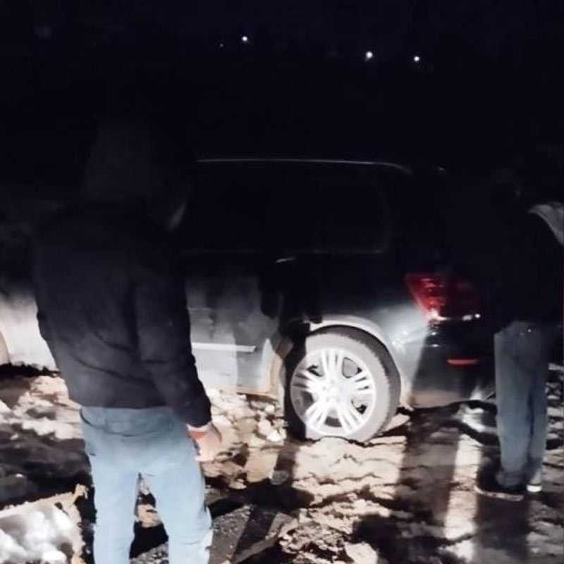 В Башкирии две женщины застряли на Красных скалах в Нуримановском районе