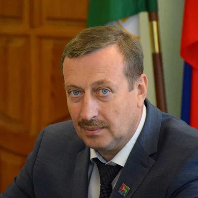 Вилорий Угаров глава Уфимского района готовится к отставке