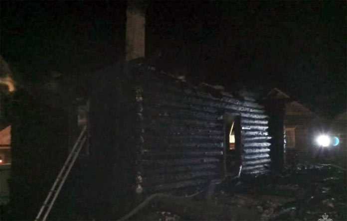 В Башкирии погиб мужчина не сумев выбраться из горящего дома