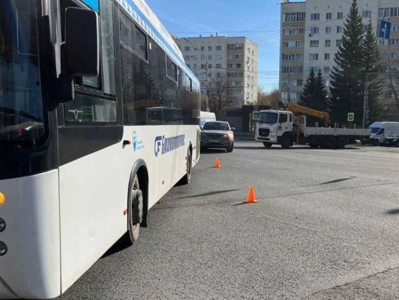 В Уфе автобус с пассажирами сбил 55-летнюю женщину